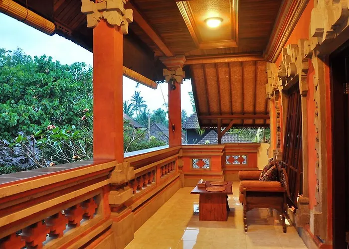 Hotel Surya Bagus Homestay *