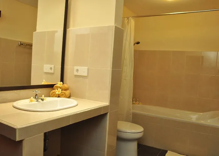 Hotel Surya Bagus Homestay